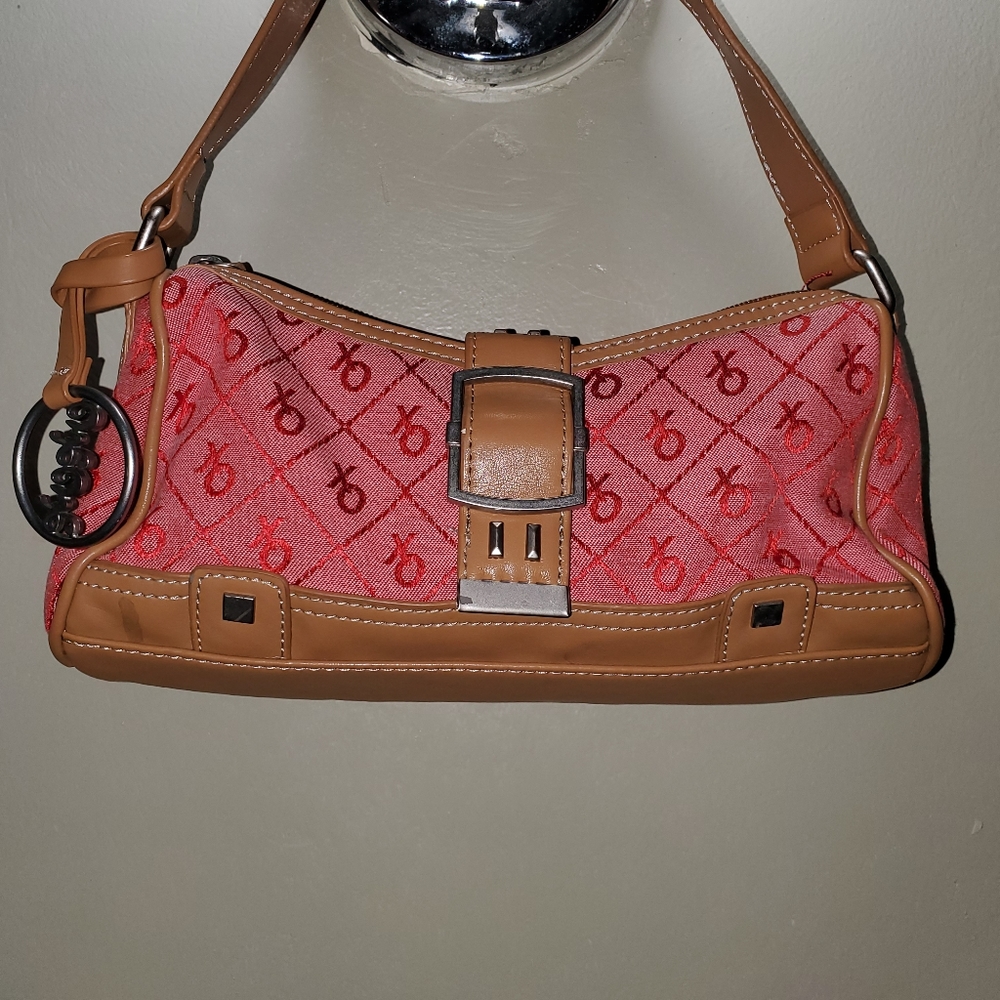 XOXO Small Red Print Handbag - Picture 2 of 4